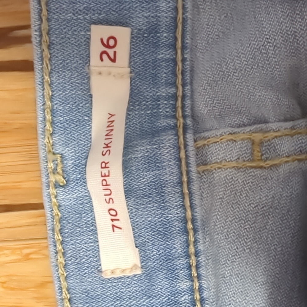 Levi's classic 5 pocket super skinny jeans - Picture 2 of 7